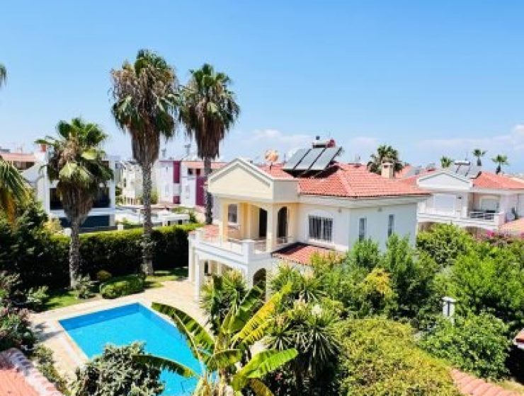 Villa Ayl